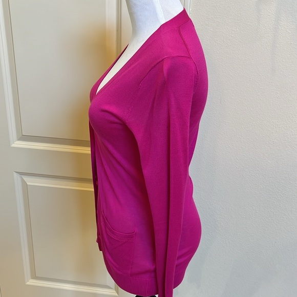 NWOT Banana Republic sweater - Picture 2 of 11